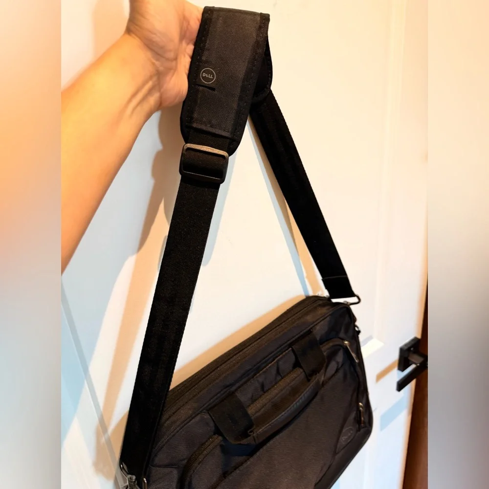 Dell Pro Laptop bag - Black - Like new